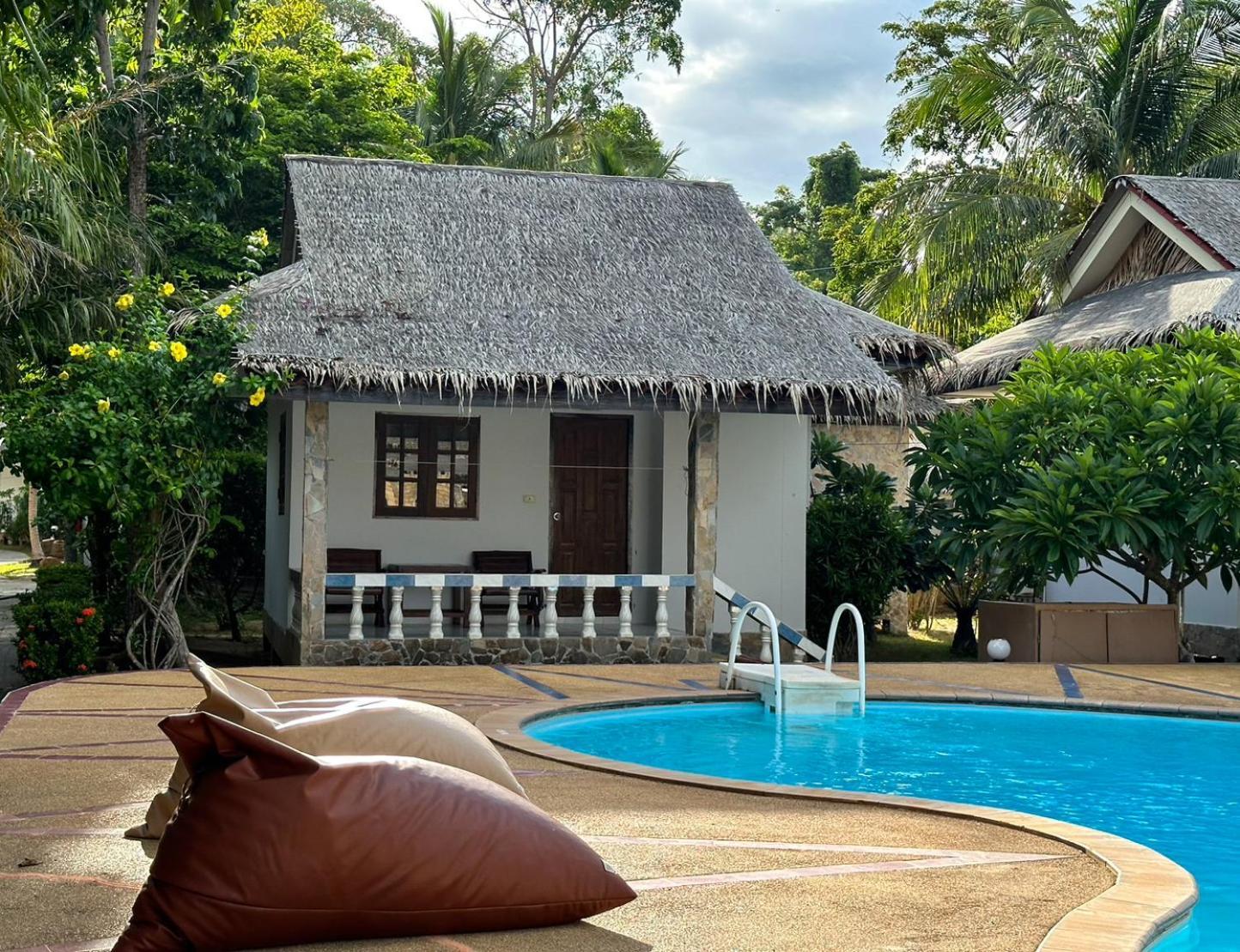 Phuwadee Resort Thong Nai Pan Noi Exterior photo