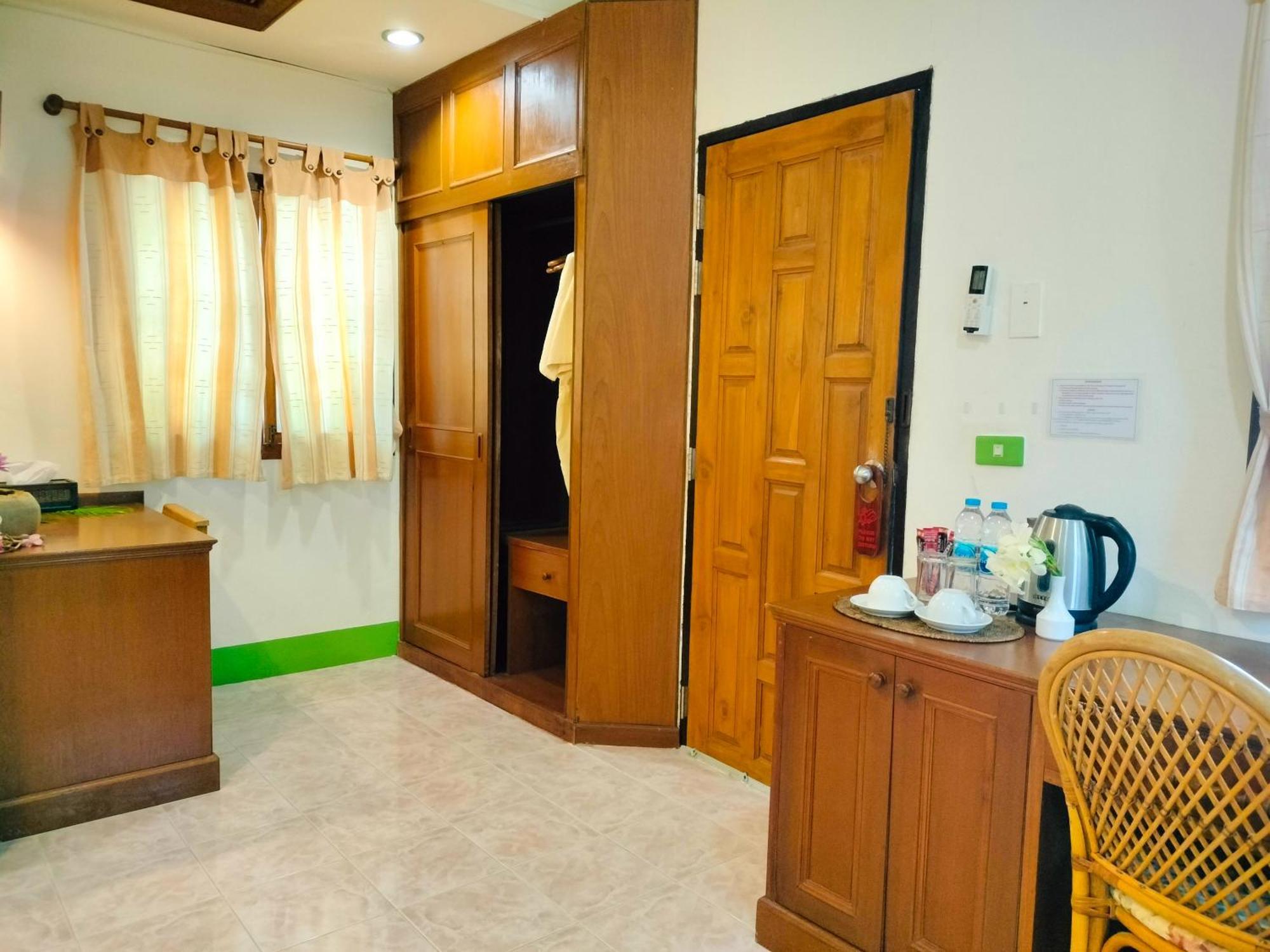 Phuwadee Resort Thong Nai Pan Noi Exterior photo