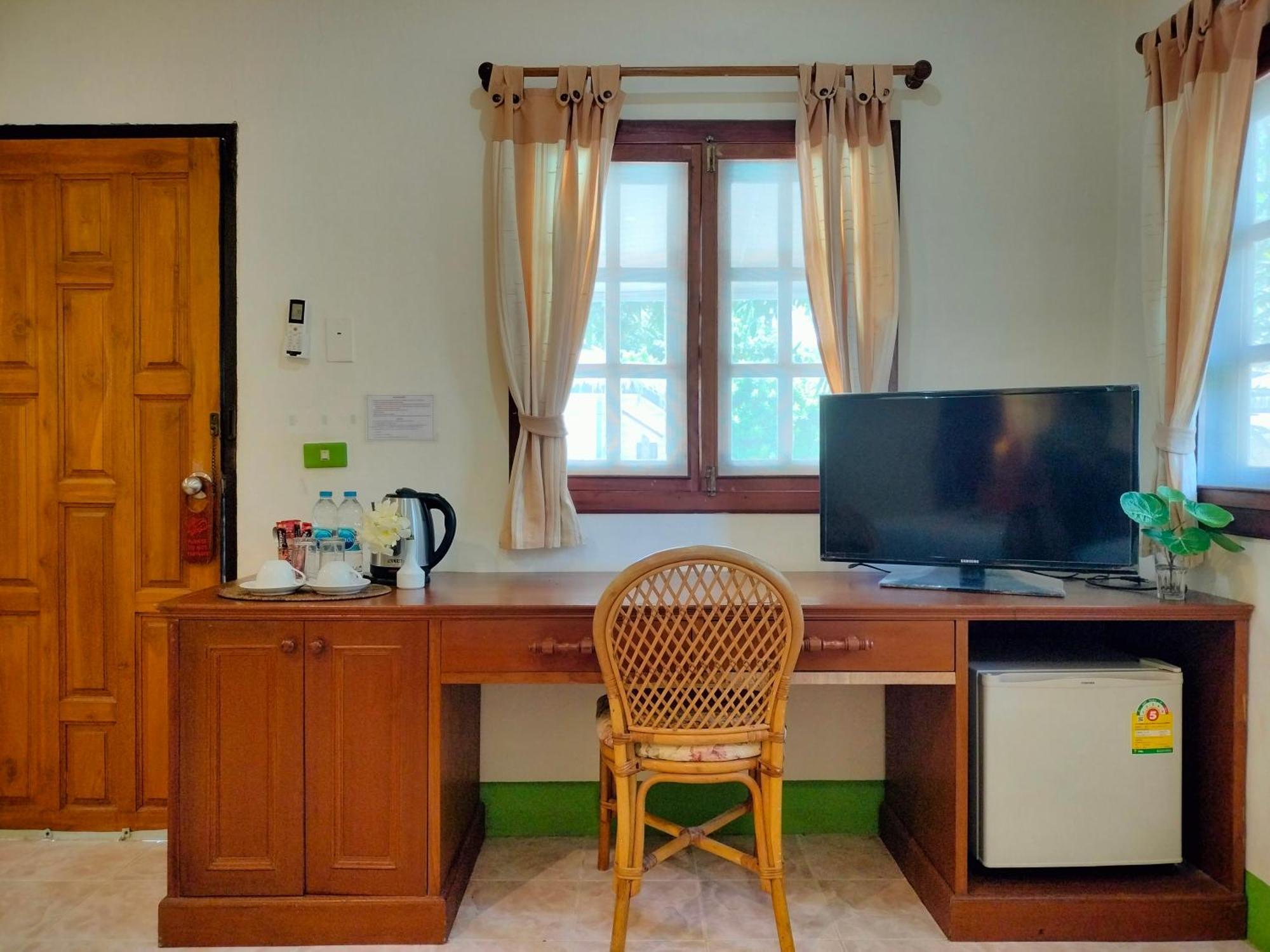 Phuwadee Resort Thong Nai Pan Noi Exterior photo