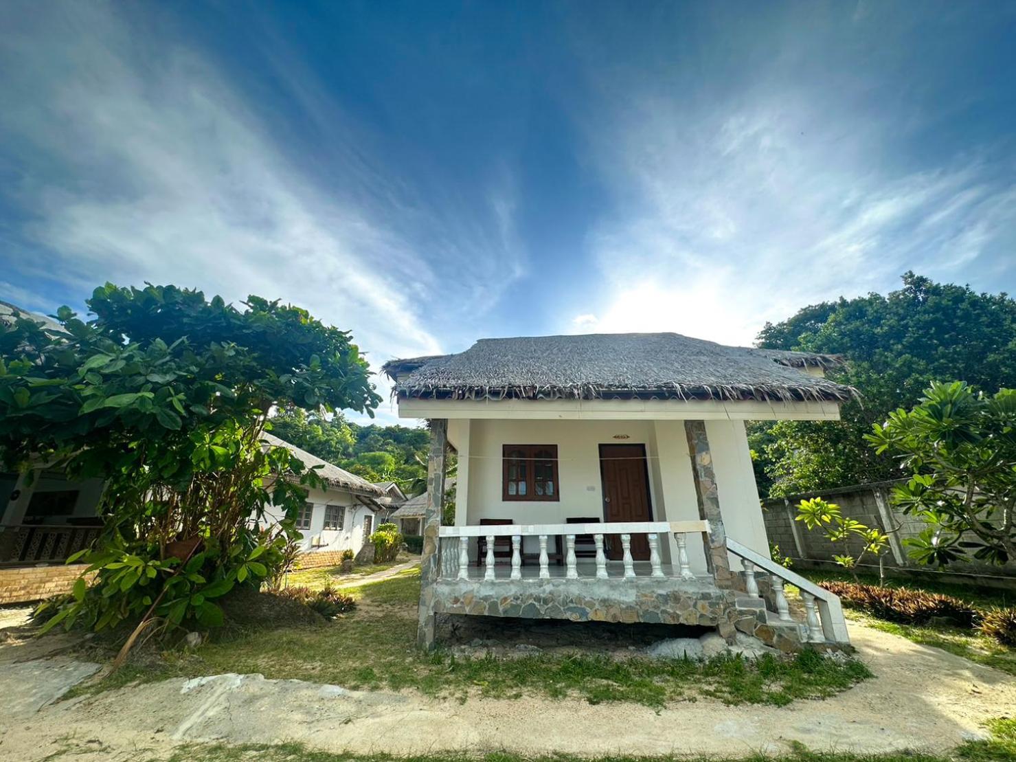Phuwadee Resort Thong Nai Pan Noi Exterior photo
