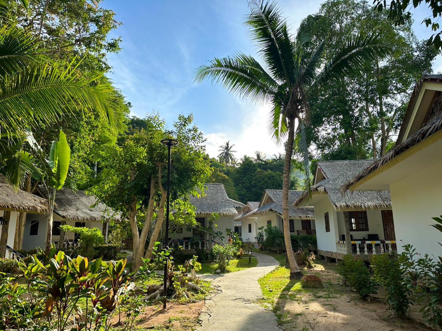 Phuwadee Resort Thong Nai Pan Noi Exterior photo