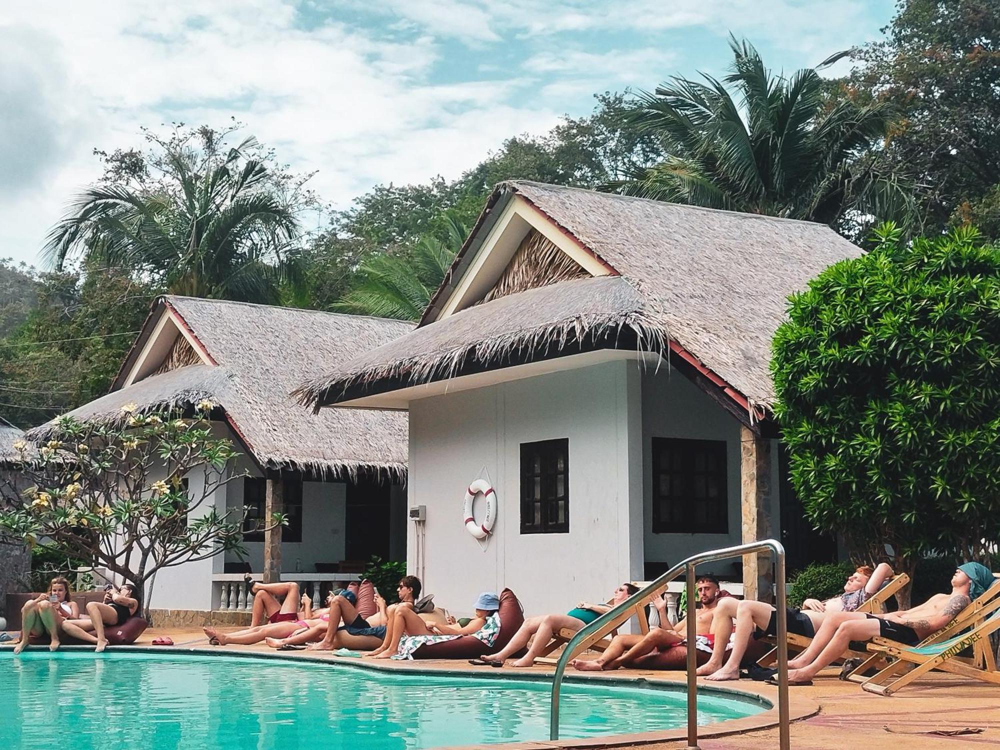 Phuwadee Resort Thong Nai Pan Noi Exterior photo