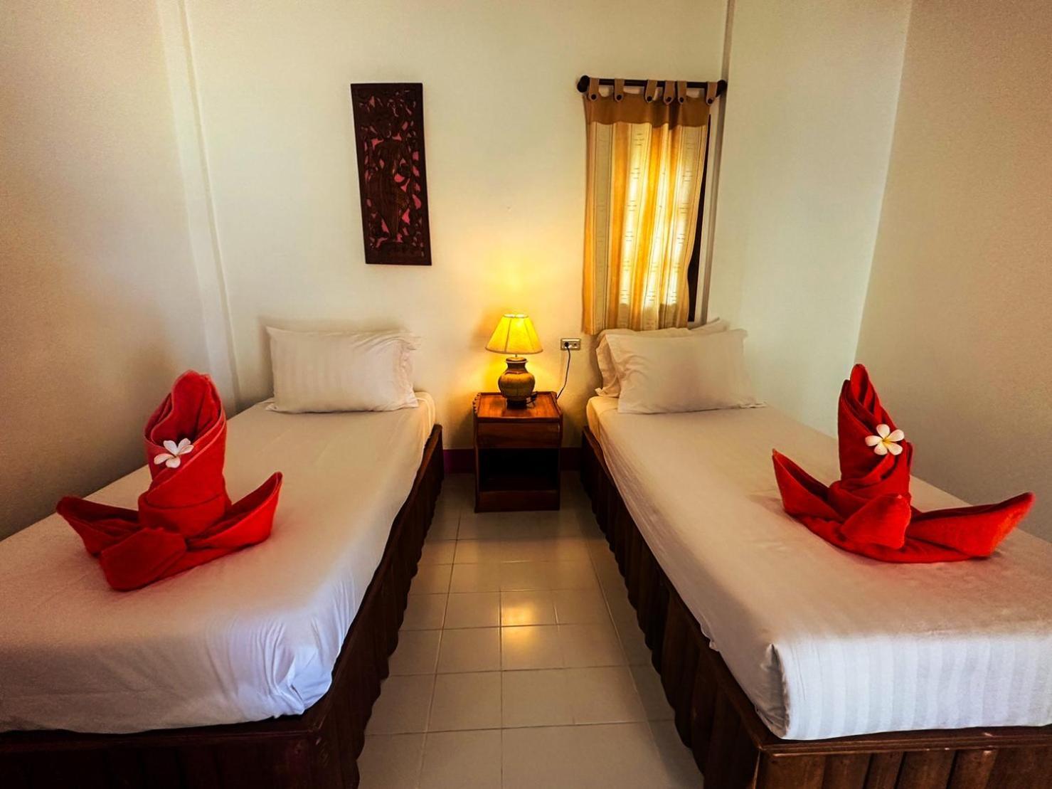 Phuwadee Resort Thong Nai Pan Noi Exterior photo