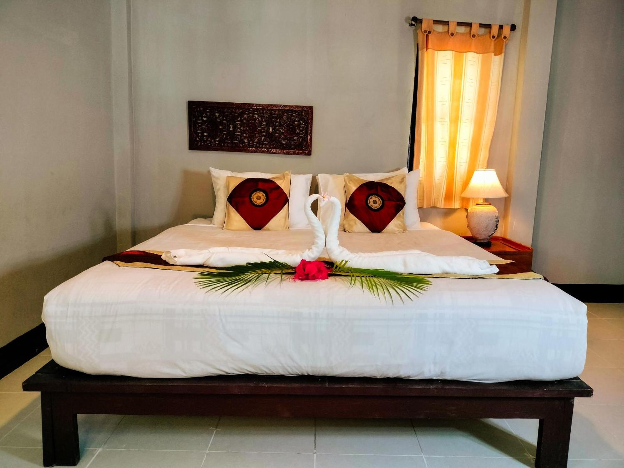 Phuwadee Resort Thong Nai Pan Noi Exterior photo