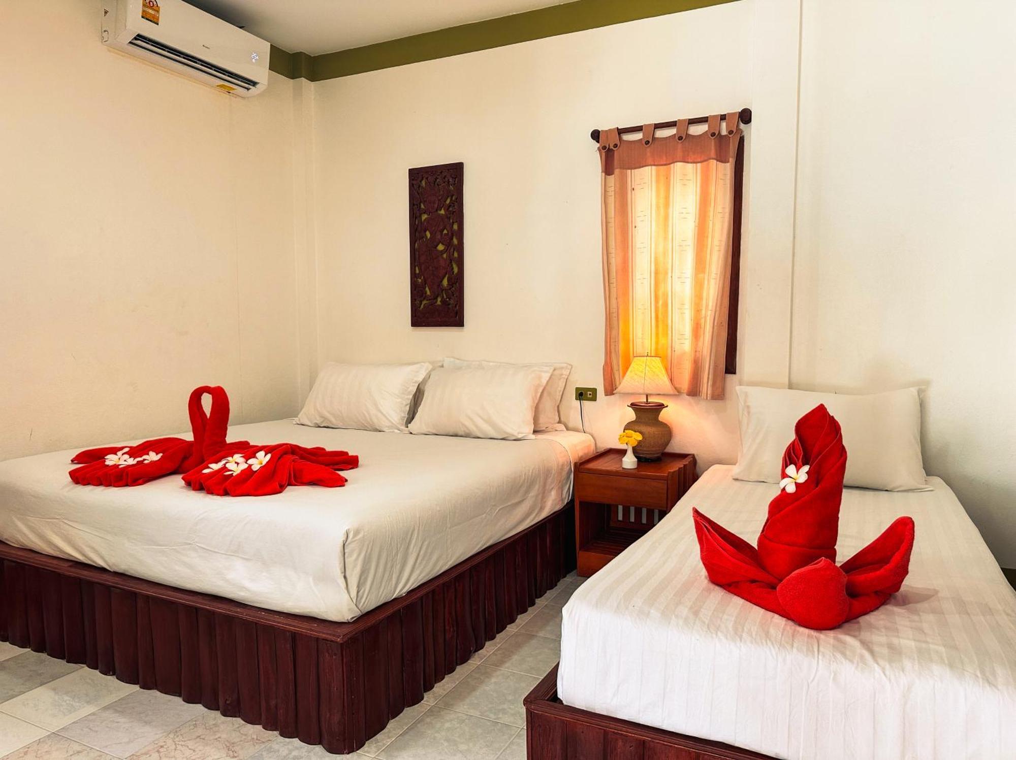 Phuwadee Resort Thong Nai Pan Noi Exterior photo