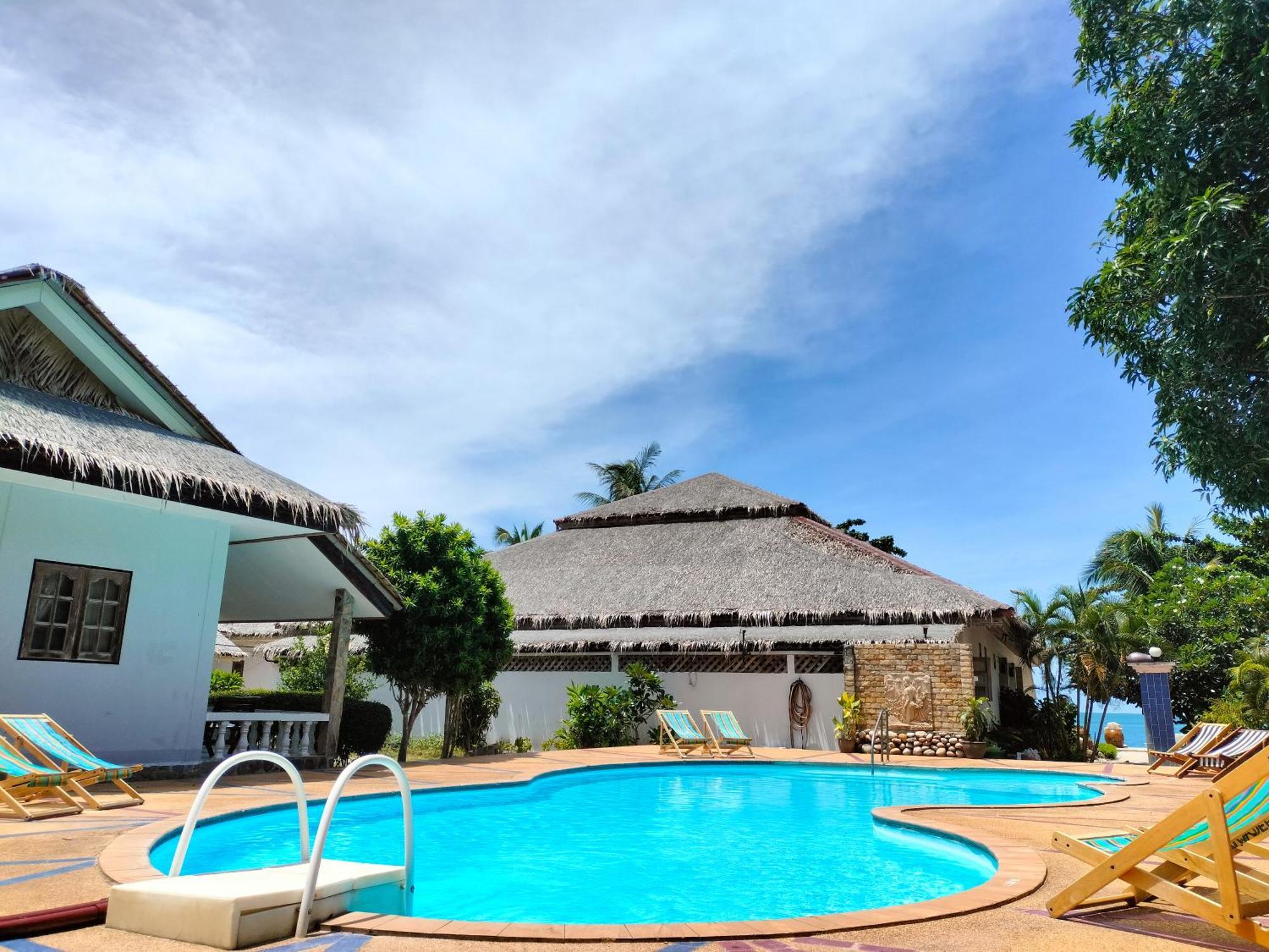 Phuwadee Resort Thong Nai Pan Noi Exterior photo