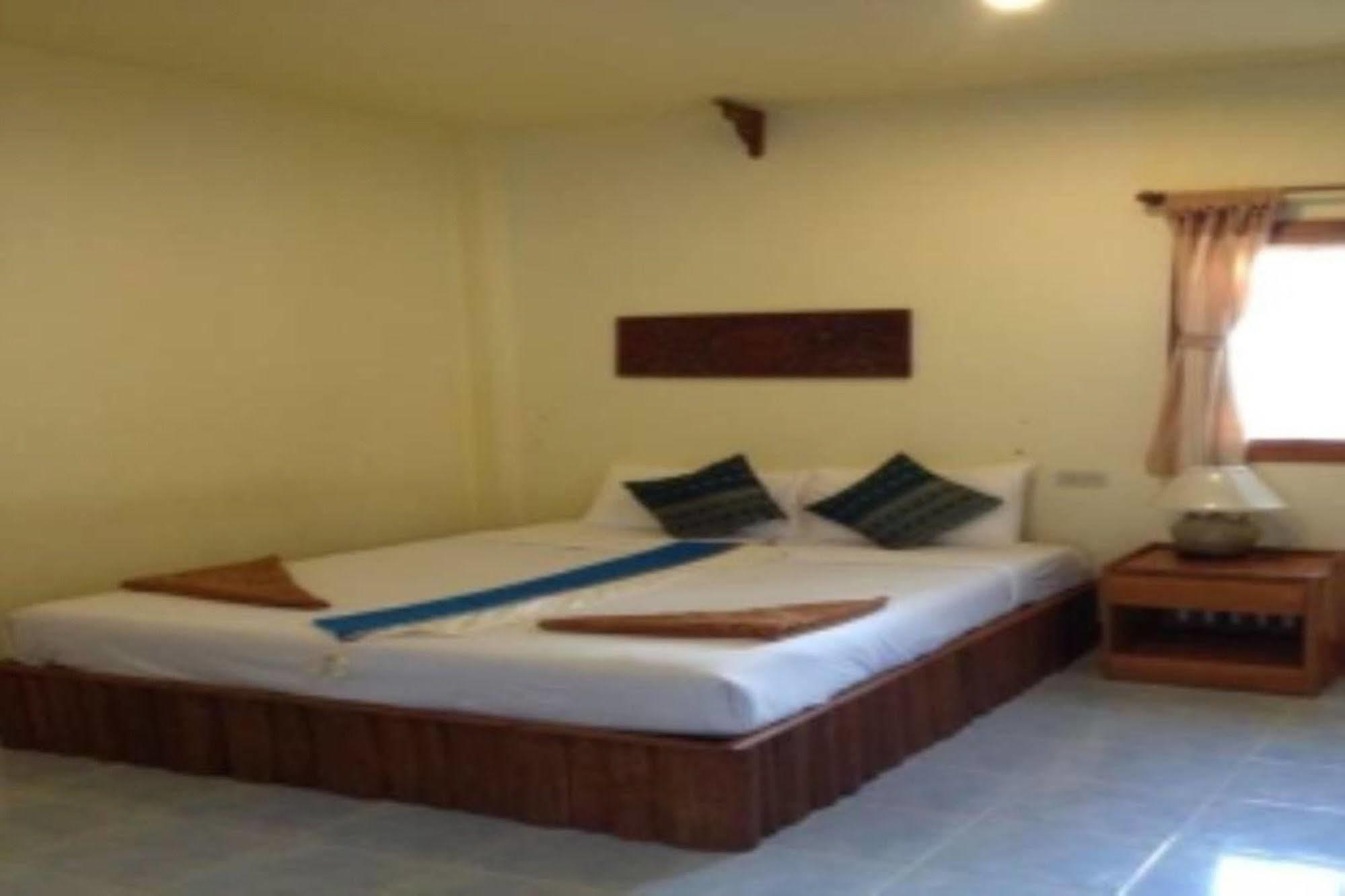 Phuwadee Resort Thong Nai Pan Noi Exterior photo